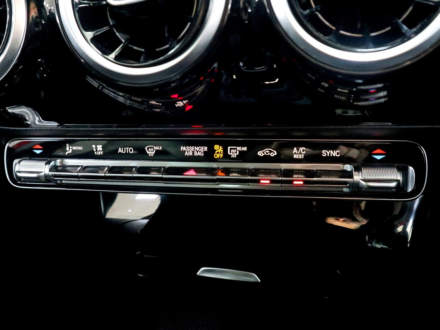 Used Mercedes-Benz A-Class 2020 for sale - 76369502: Photo 38