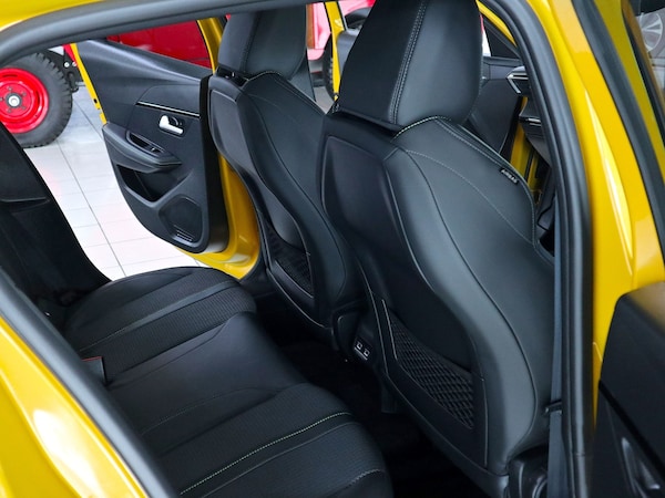 Used Peugeot 208 2023 for sale - 75530302: Photo 19