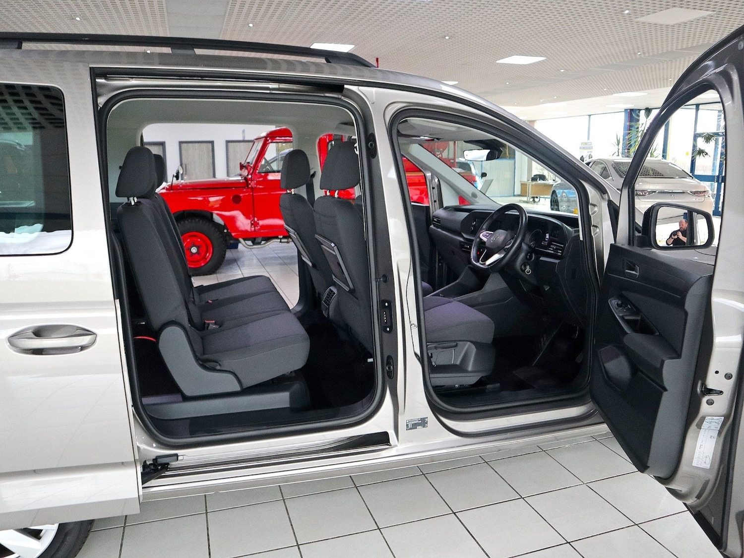 Used Volkswagen Caddy Maxi 2022 for sale - 76656410: Photo 17