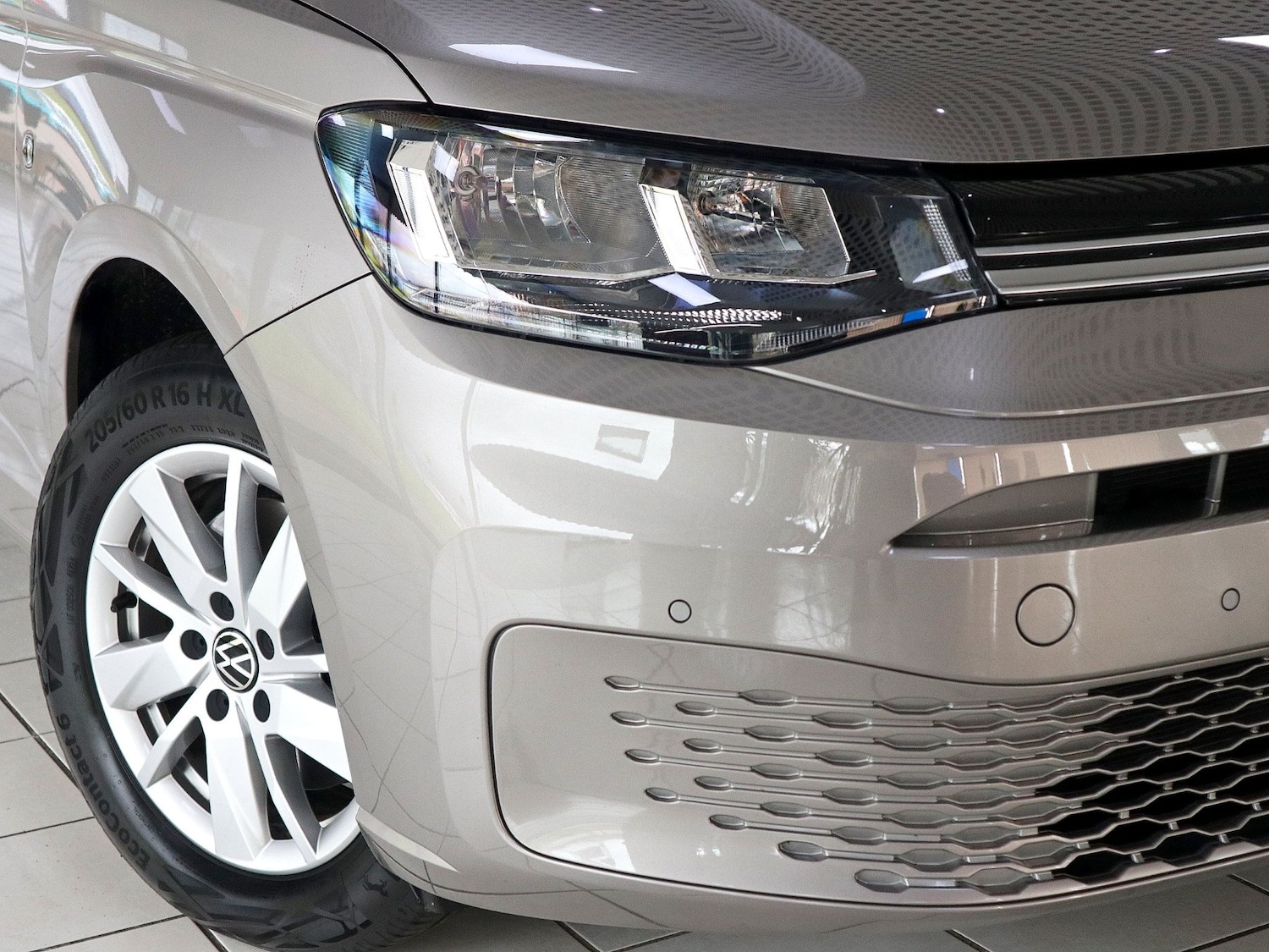 Used Volkswagen Caddy Maxi 2022 for sale - 76656410: Photo 5