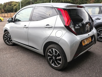 Used Toyota AYGO 2021 for sale - 79564303: Photo