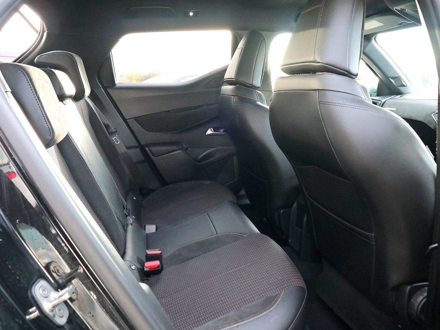 Used DS Automobiles DS 3 Crossback 2021 for sale - 76407680: Photo 4