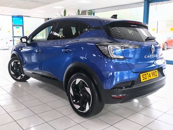 Used Renault Captur 2024 for sale - 79632882: Photo