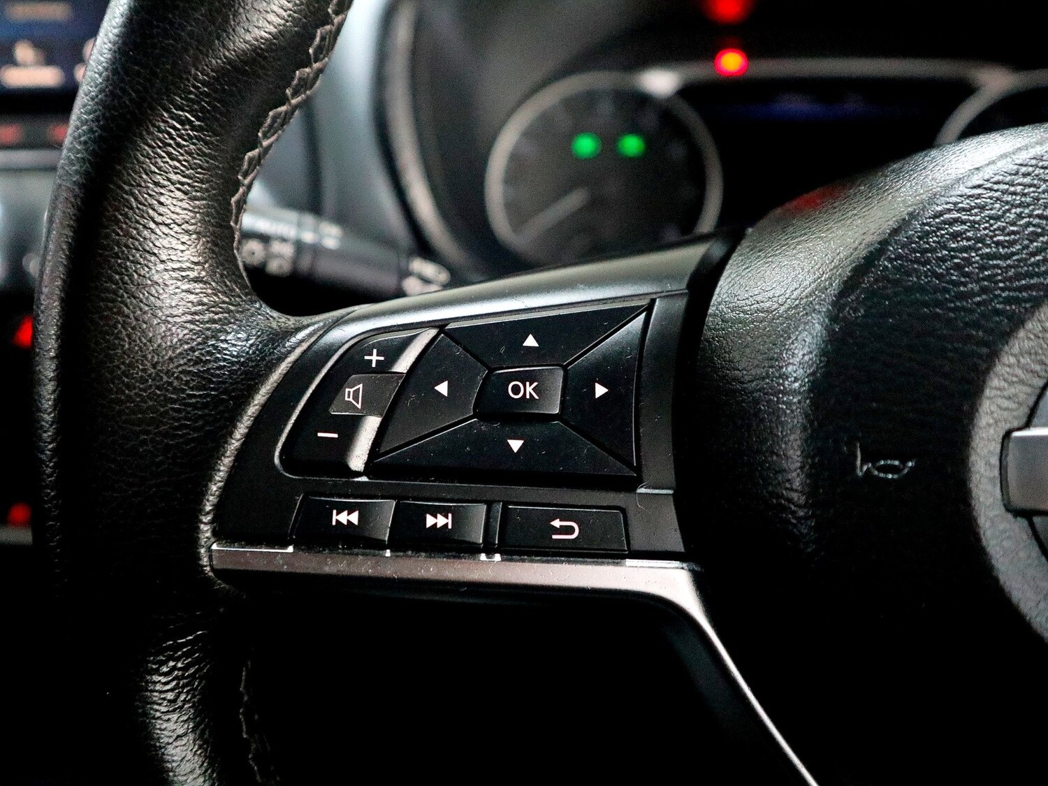 Used Nissan Juke 2020 for sale - 76387443: Photo 36