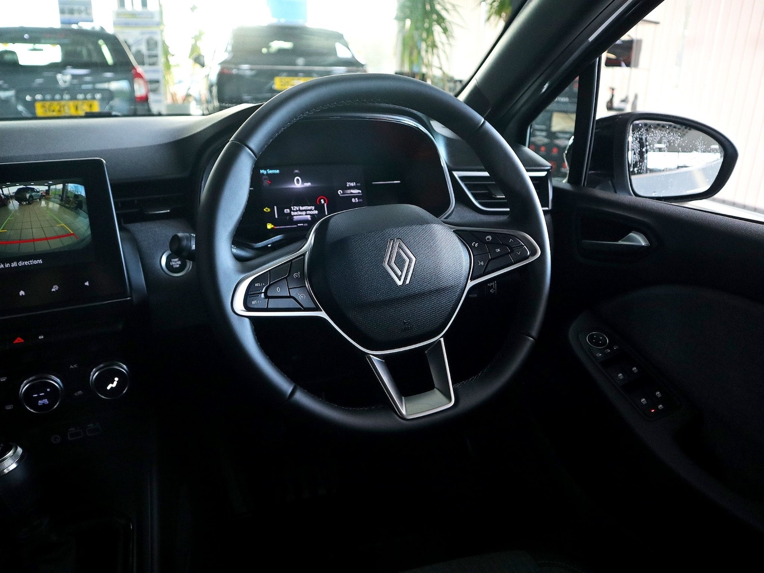 Used Renault Clio 2025 for sale - 76656409: Photo 19