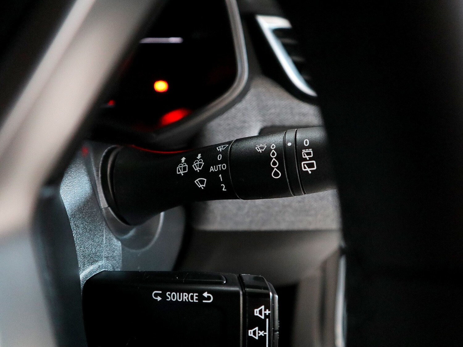 Used Renault Clio 2025 for sale - 76656409: Photo 25