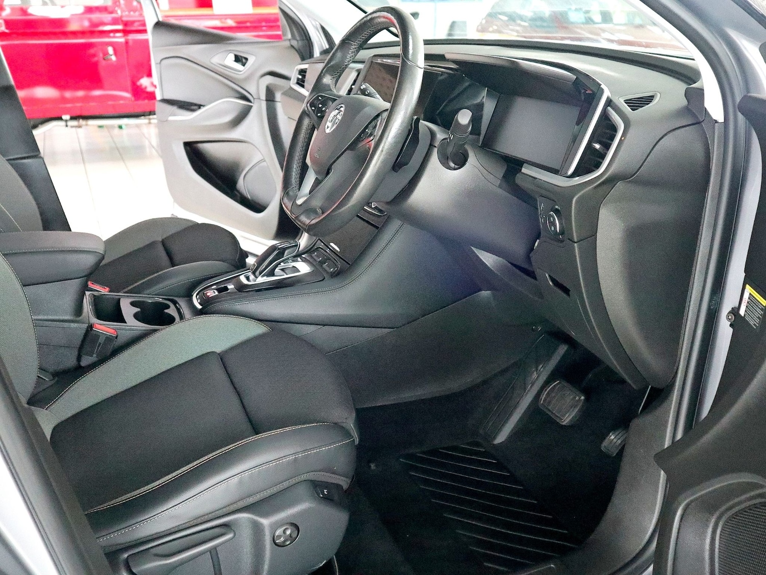 Used Vauxhall Grandland 2022 for sale - 76120489: Photo 3