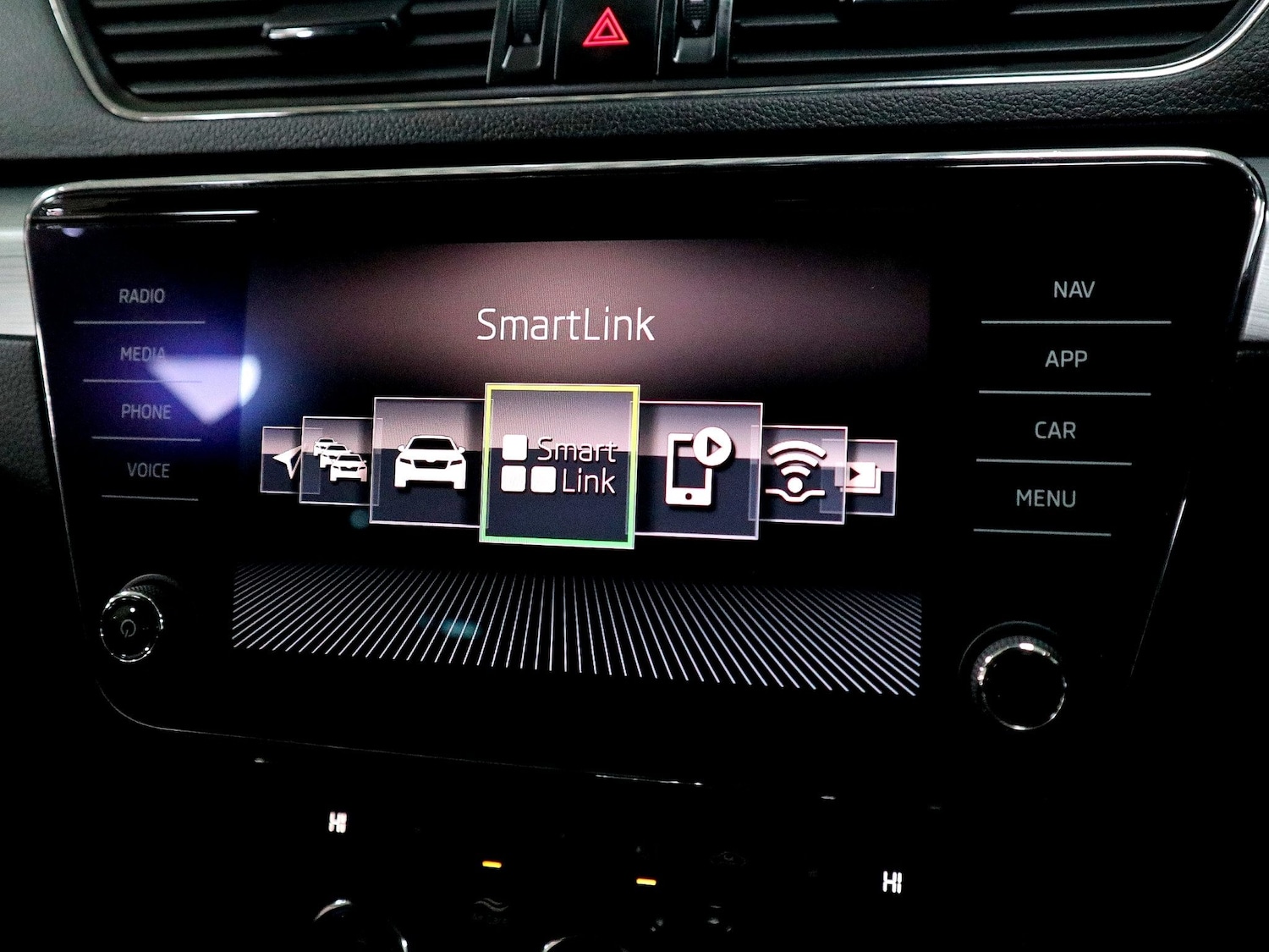 Used Skoda Superb 2020 for sale - 76821988: Photo 33