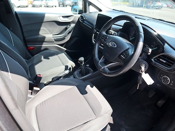 Used Ford Fiesta 2018 for sale - 79198778: Photo