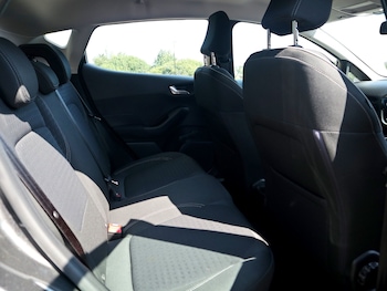 Used Ford Fiesta 2018 for sale - 79198778: Photo