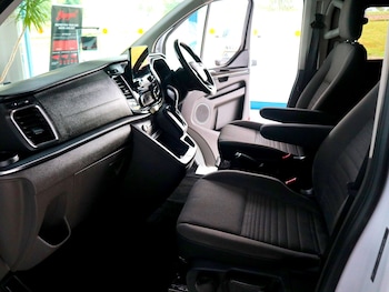 Used Ford Tourneo Custom 2021 for sale - 75429000: Photo