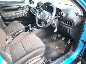 Used Hyundai BAYON 2023 for sale - 79386548: Photo
