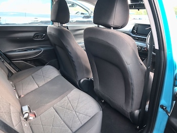 Used Hyundai BAYON 2023 for sale - 79386548: Photo