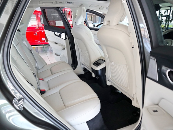 Used Volvo XC60 2020 for sale - 74677946: Photo 18