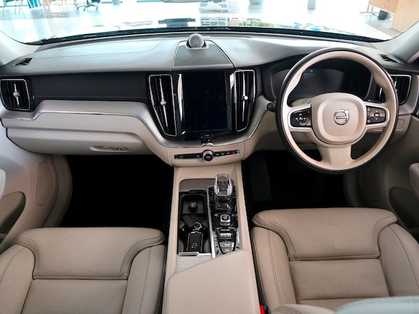 Used Volvo XC60 2020 for sale - 74677946: Photo 25