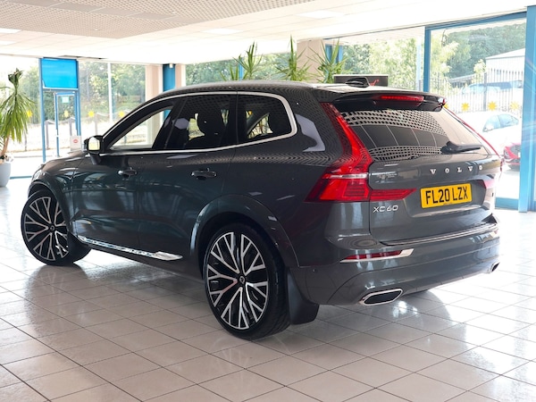 Used Volvo XC60 2020 for sale - 74677946: Photo 2
