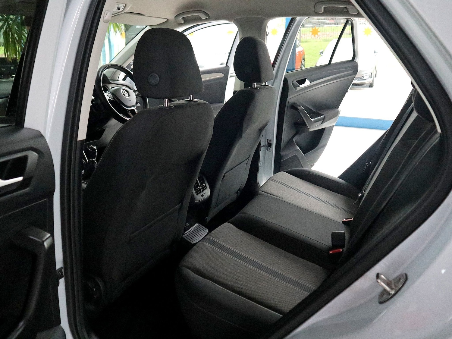 Used Volkswagen T-Roc 2020 for sale - 76082893: Photo 17