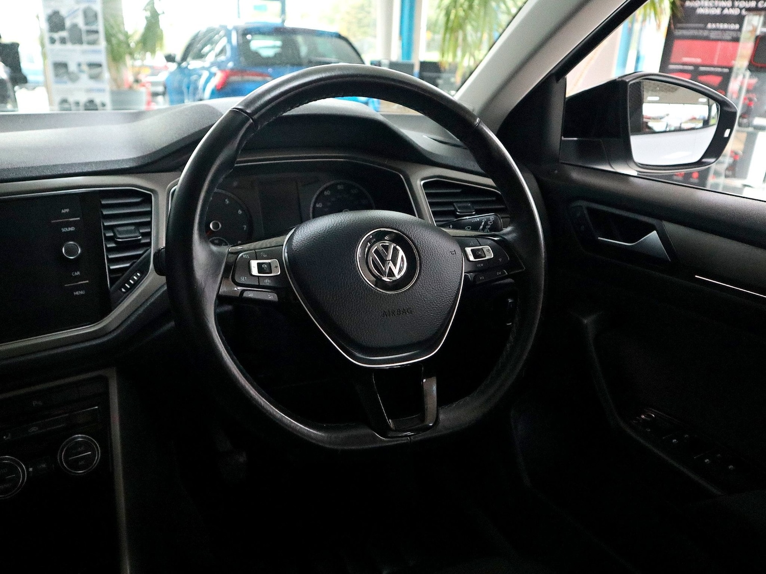 Used Volkswagen T-Roc 2020 for sale - 76082893: Photo 21