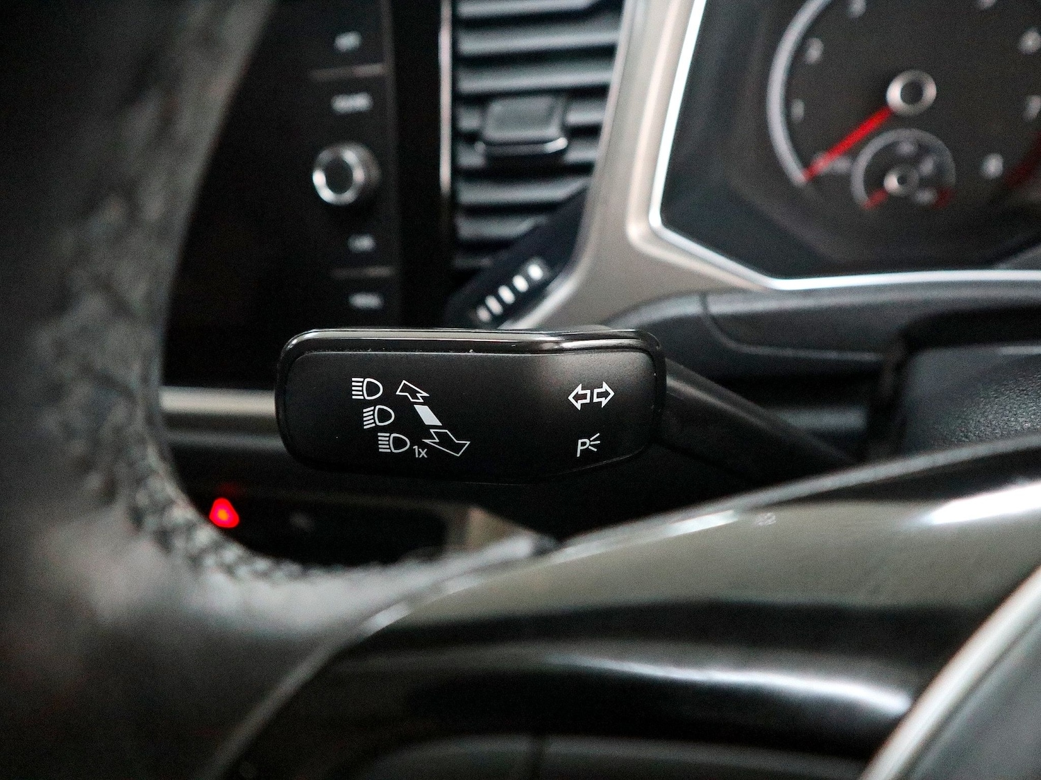 Used Volkswagen T-Roc 2020 for sale - 76082893: Photo 27