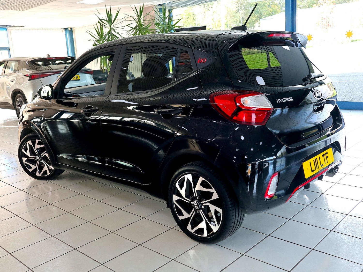 Used Hyundai i10 2022 for sale - 76258076: Photo 2