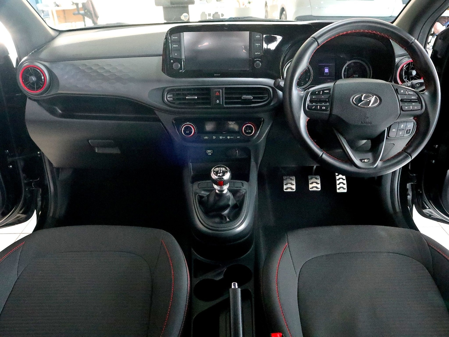 Used Hyundai i10 2022 for sale - 76258076: Photo 24
