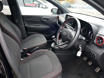 Used Hyundai i10 2022 for sale - 76258076: Photo 3