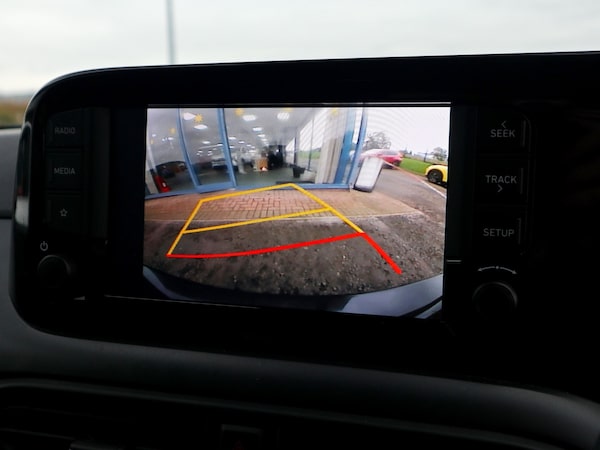 Used Hyundai i10 2022 for sale - 76258076: Photo 6