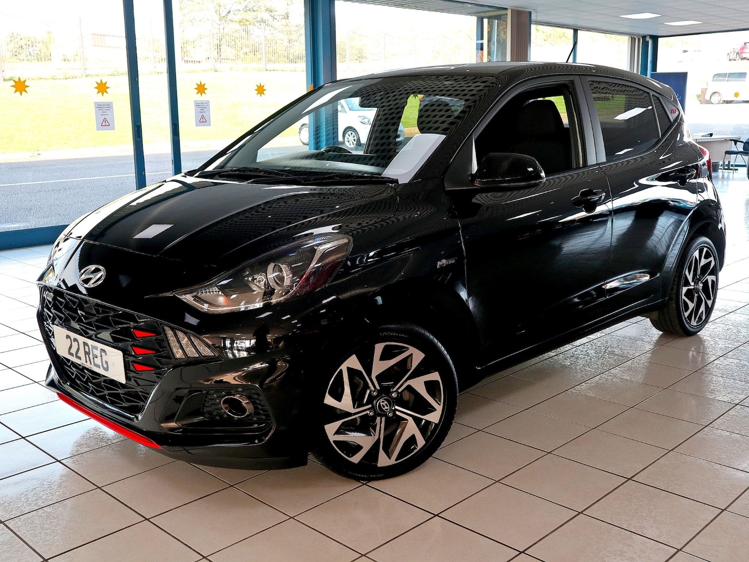 Used Hyundai i10 2022 for sale - 76258076: Photo 9