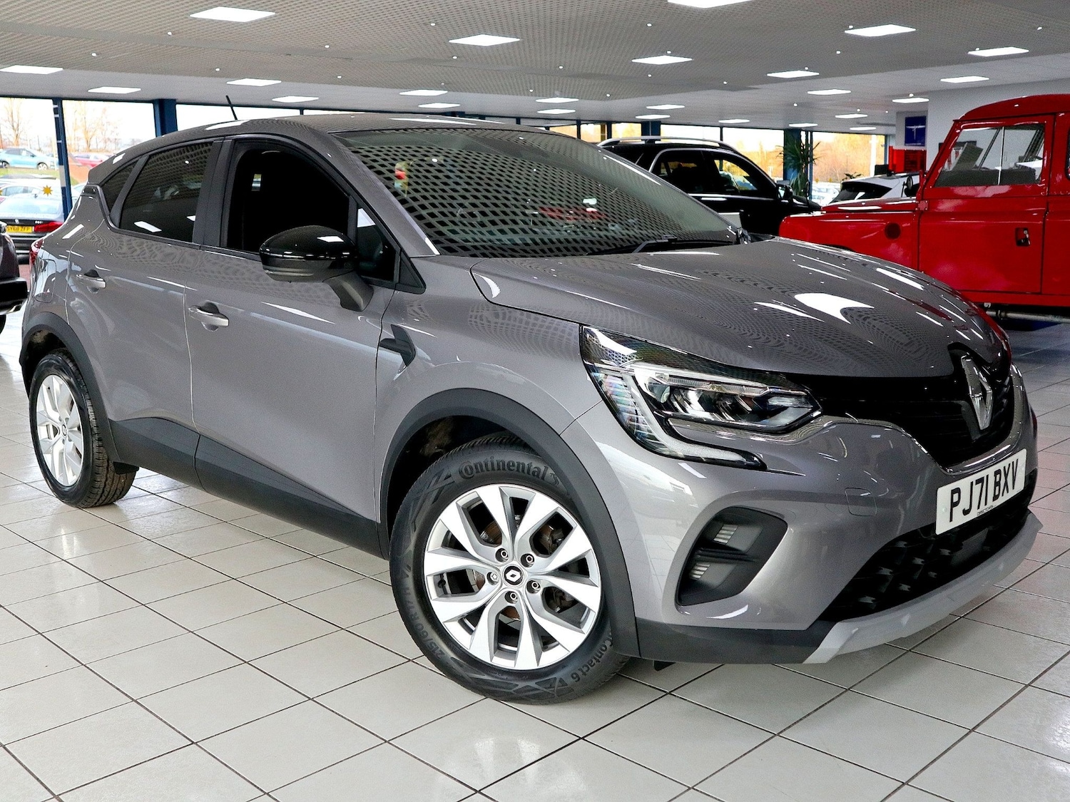 Used Renault Captur 2022 for sale - 76656415: Photo 1