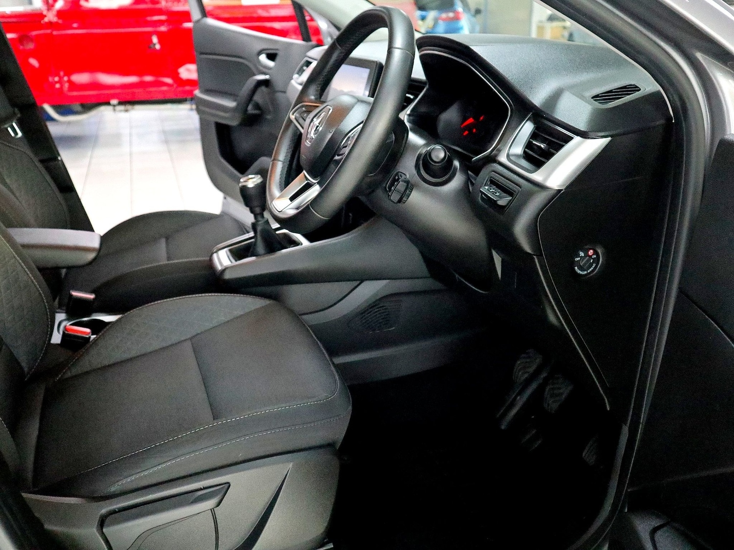 Used Renault Captur 2022 for sale - 76656415: Photo 3