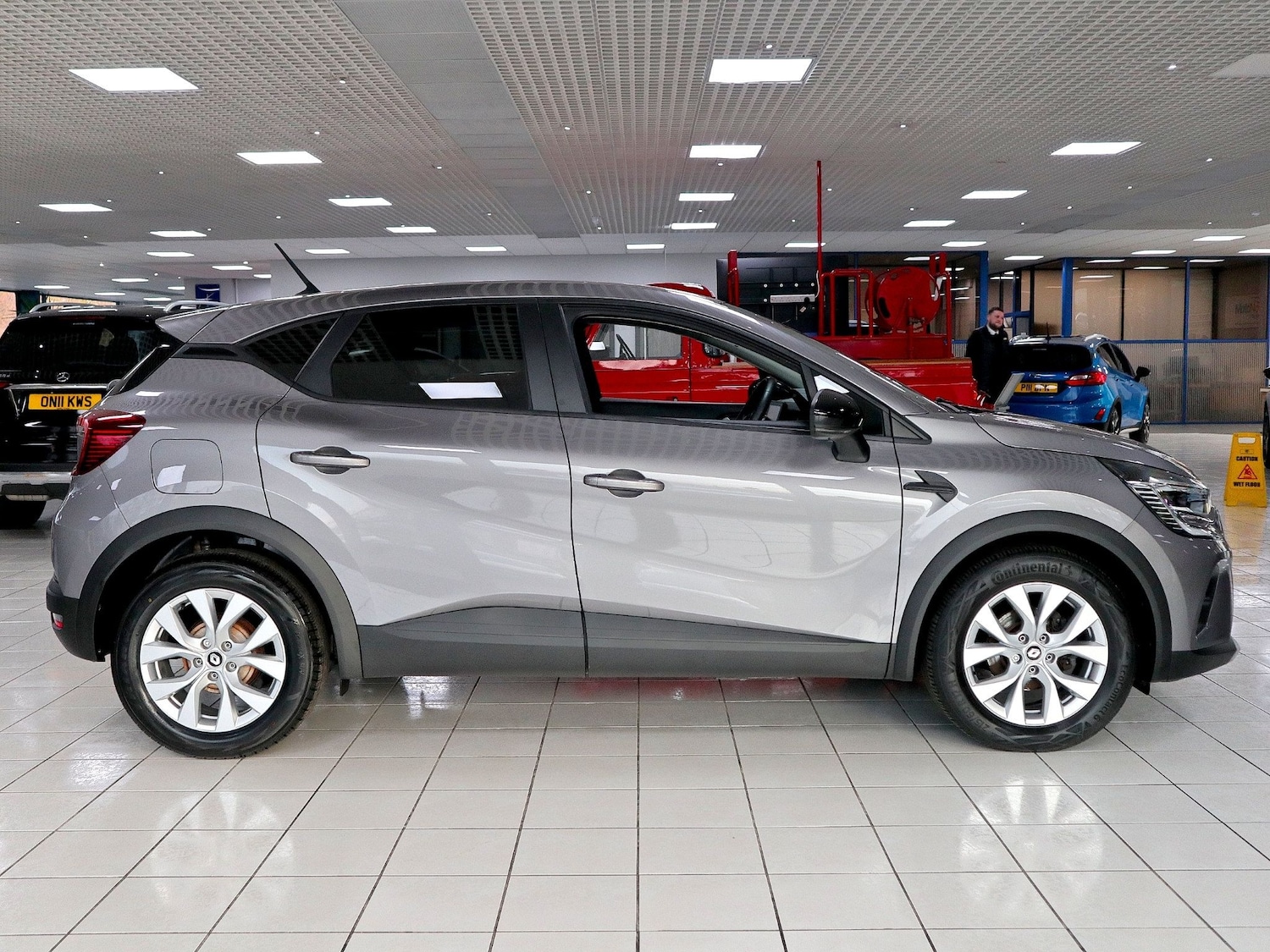 Used Renault Captur 2022 for sale - 76656415: Photo 6