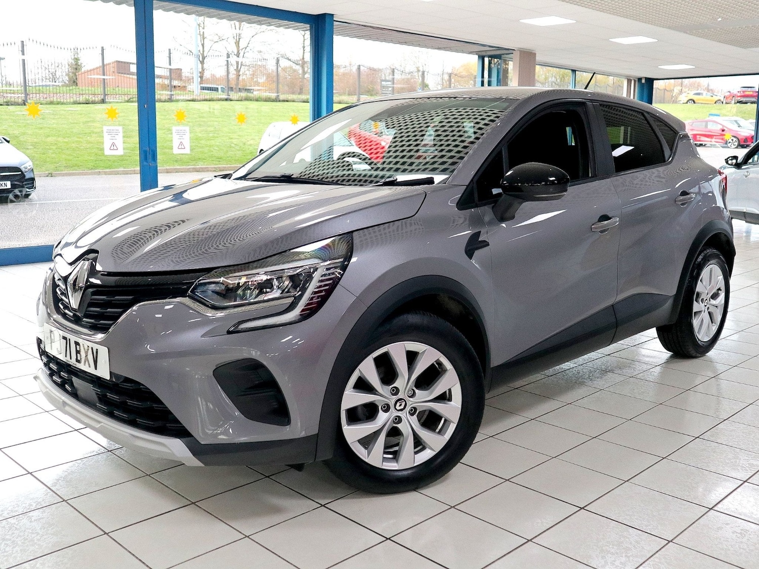 Used Renault Captur 2022 for sale - 76656415: Photo 9