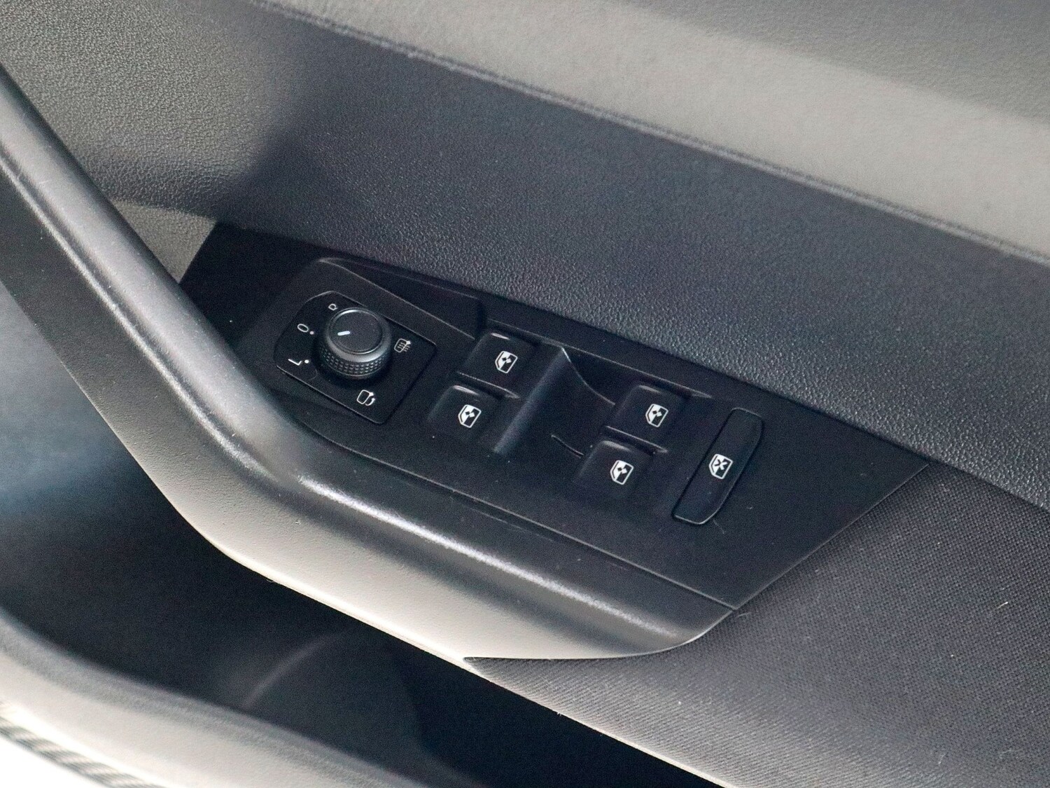 Used Volkswagen Polo 2023 for sale - 75668360: Photo 24