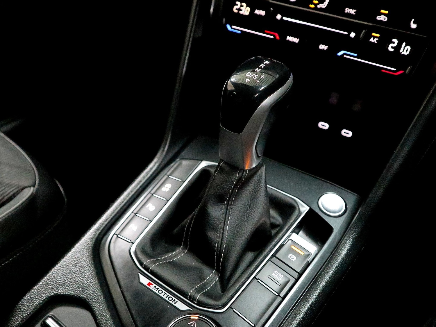 Used Volkswagen Tiguan 2022 for sale - 76431086: Photo 39