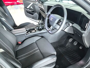 Used Vauxhall Astra 2024 for sale - 78808126: Photo