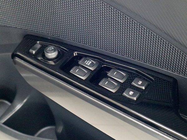 Used Ssangyong Tivoli 2020 for sale - 75575697: Photo 25