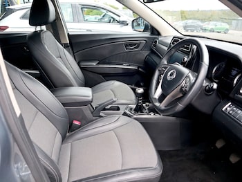 Used Ssangyong Tivoli 2020 for sale - 75575697: Photo