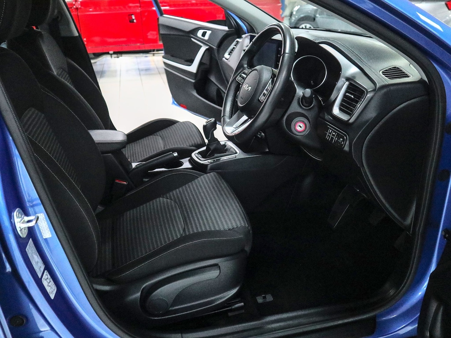 Used Kia XCeed 2024 for sale - 77303919: Photo 3