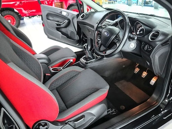 Used Ford Fiesta 2015 for sale - 77837227: Photo