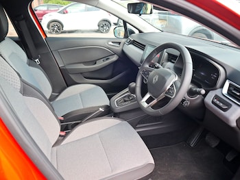 Used Renault Clio 2025 for sale - 78674444: Photo