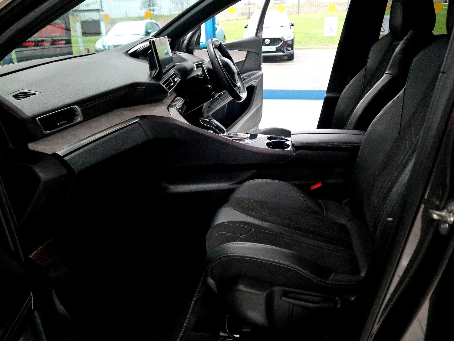 Used Peugeot 5008 2021 for sale - 77118787: Photo 4