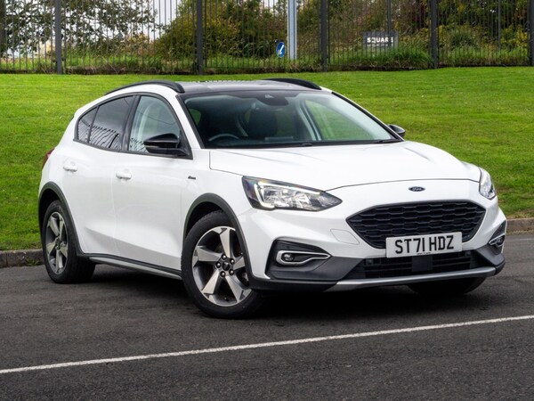 Used Ford Focus 2021 for sale - 74179451: Photo 1
