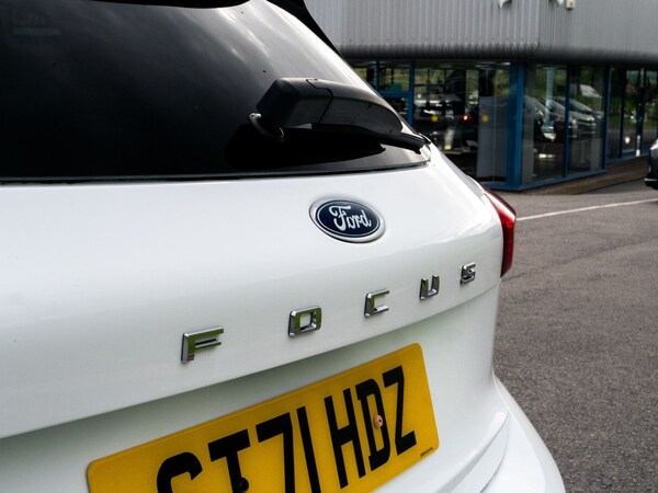 Used Ford Focus 2021 for sale - 74179451: Photo 2