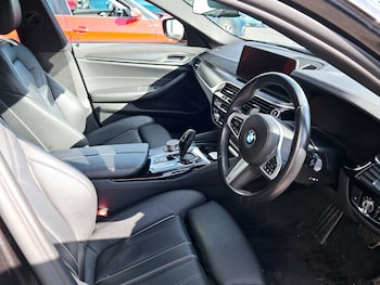 Used BMW 5 Series 2022 for sale - 77837230: Photo