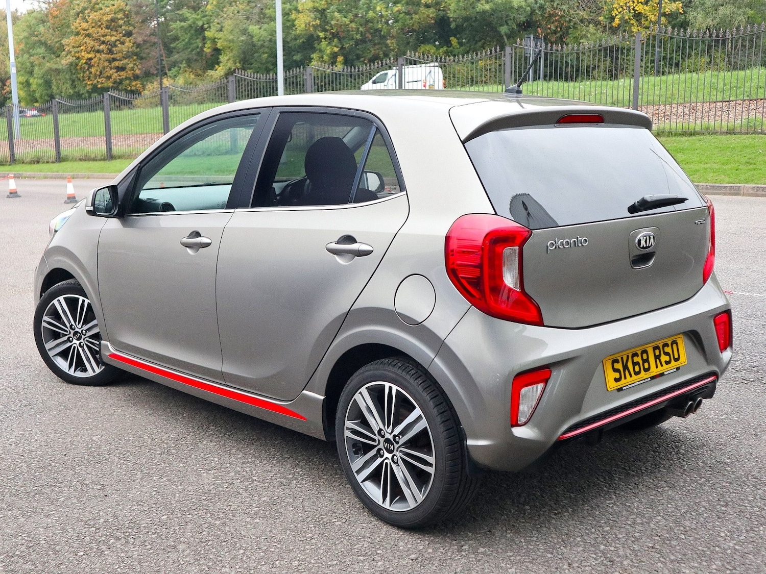 Used Kia Picanto 2018 for sale - 76307907: Photo 2