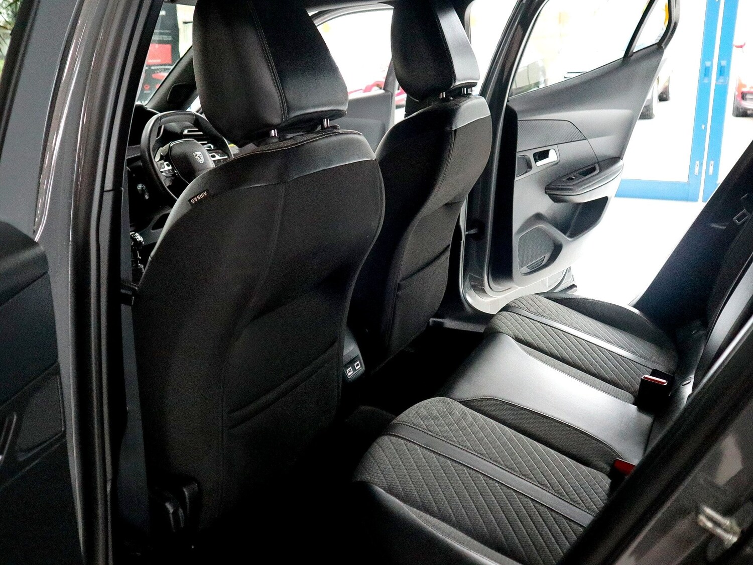 Used Peugeot 2008 2024 for sale - 76627526: Photo 20