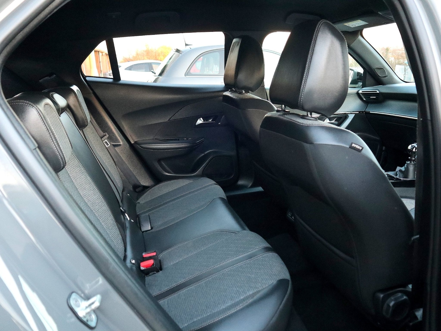 Used Peugeot 2008 2024 for sale - 76627526: Photo 4