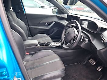 Used Peugeot 2008 2024 for sale - 79780139: Photo