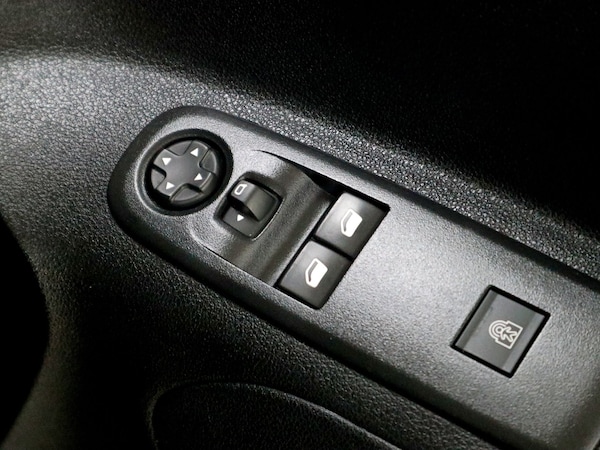 Used Vauxhall Combo Life 2020 for sale - 75656336: Photo 26