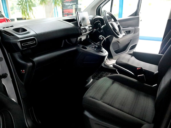 Used Vauxhall Combo Life 2020 for sale - 75656336: Photo 4